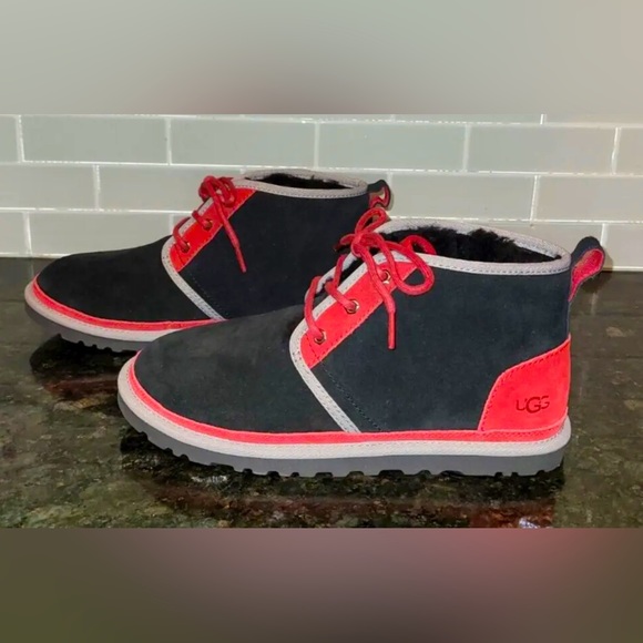 UGG MEN-Neumel boots size 10, (Black, Red, and Gray) - Picture 2 of 5